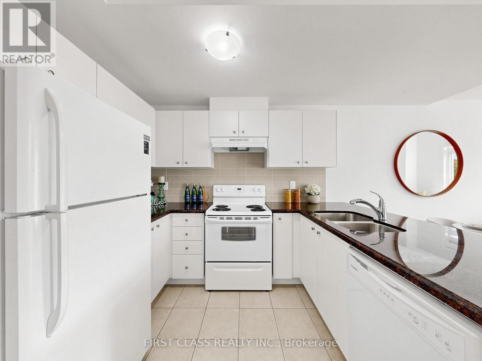 7- 37 Drewry Avenue, Toronto, ON photo 15