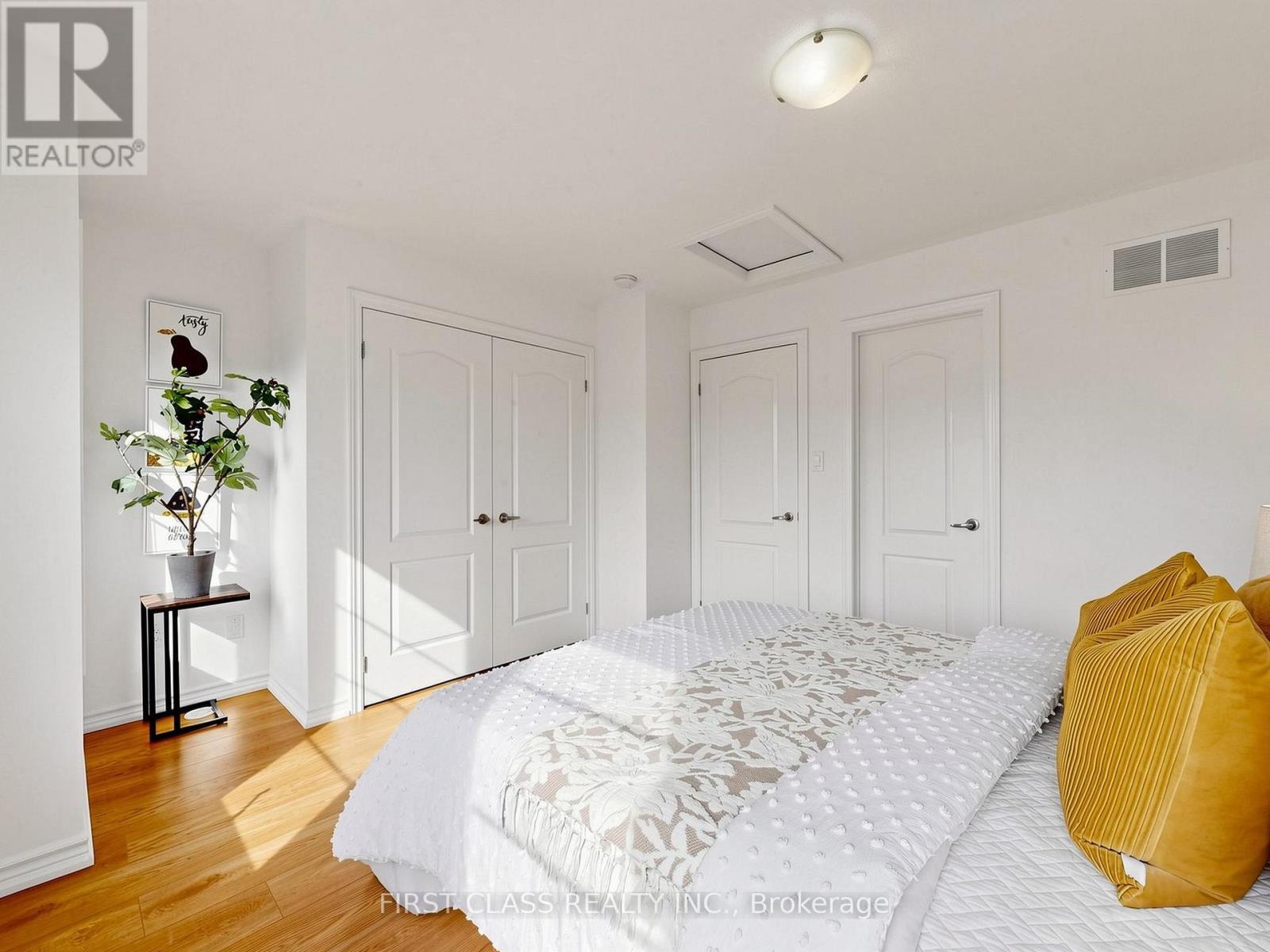 #7 37 DREWRY AVENUE - 32