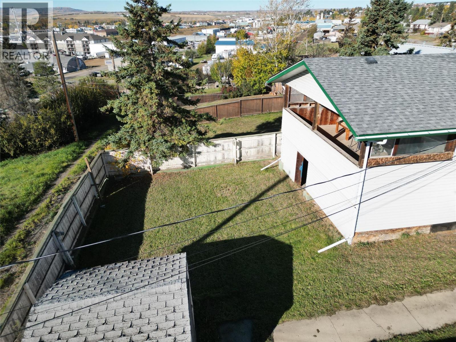 705 99 Avenue, Dawson Creek
