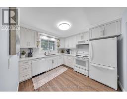 Dining room - 53 Banner Crescent, Ajax, ON L1S3S8 Photo 6