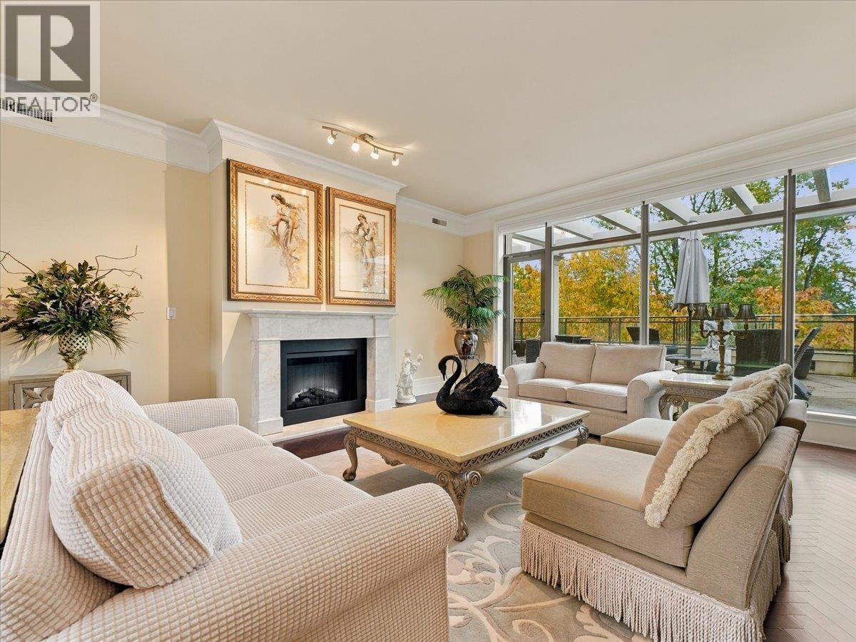 PH 526 WATERS EDGE CRESCENT, West Vancouver