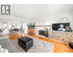 204 150 E 5th Street, North Vancouver, BC V7L1L5 Photo 16