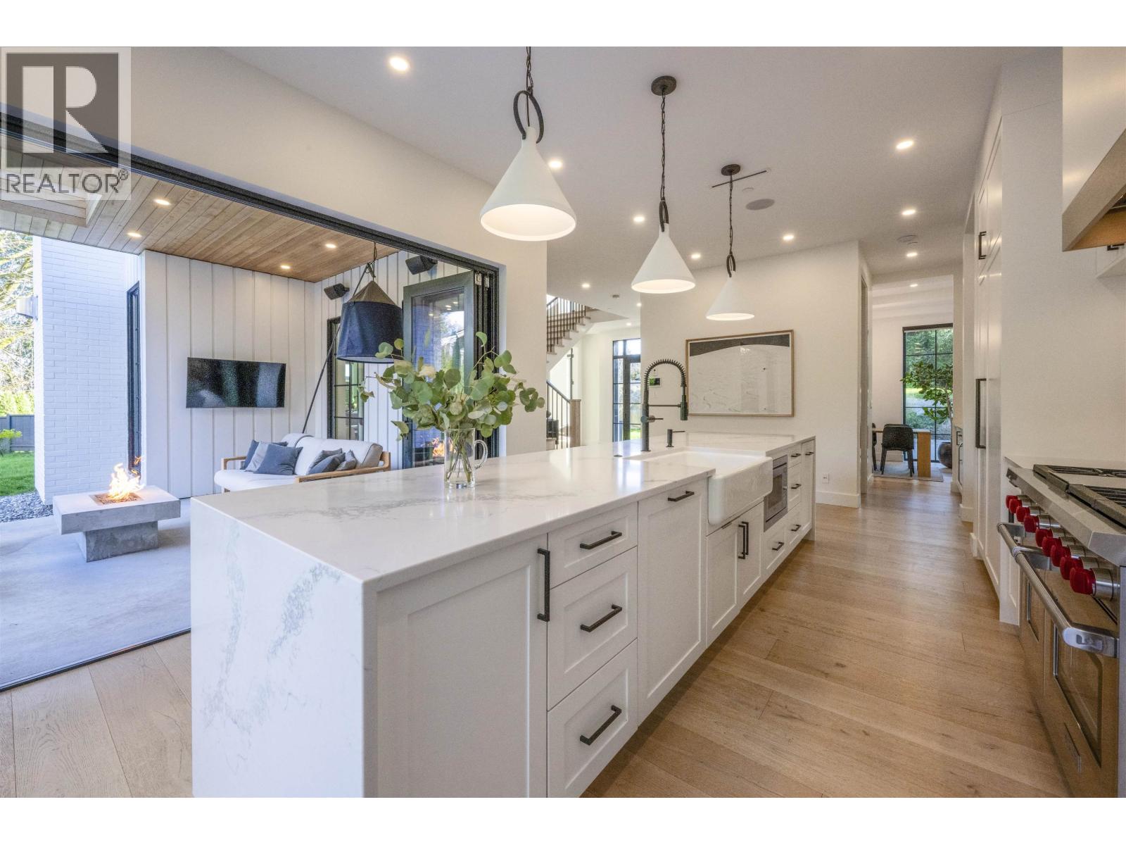 4050 RIPPLE PLACE, West Vancouver