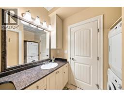 8328 Bowcock Road, Richmond, BC V6Y1C2 Photo 34