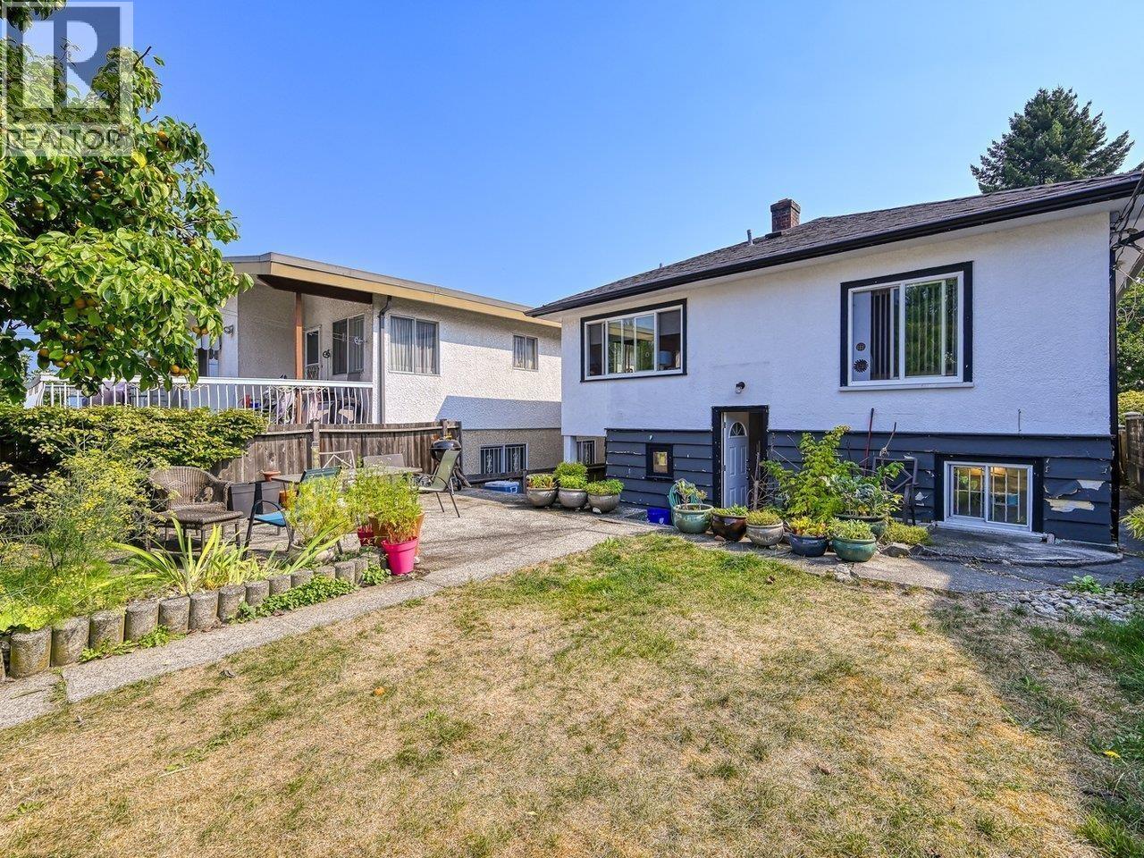 BSMT 1123 NOOTKA STREET, Vancouver - Image 1