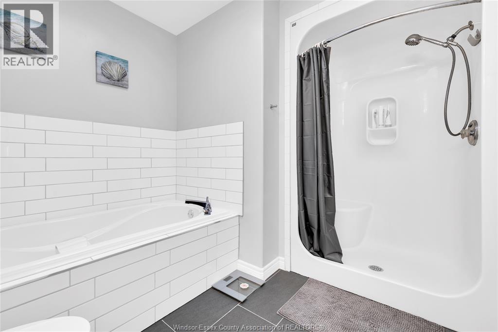237 Woodview Drive — photo 16