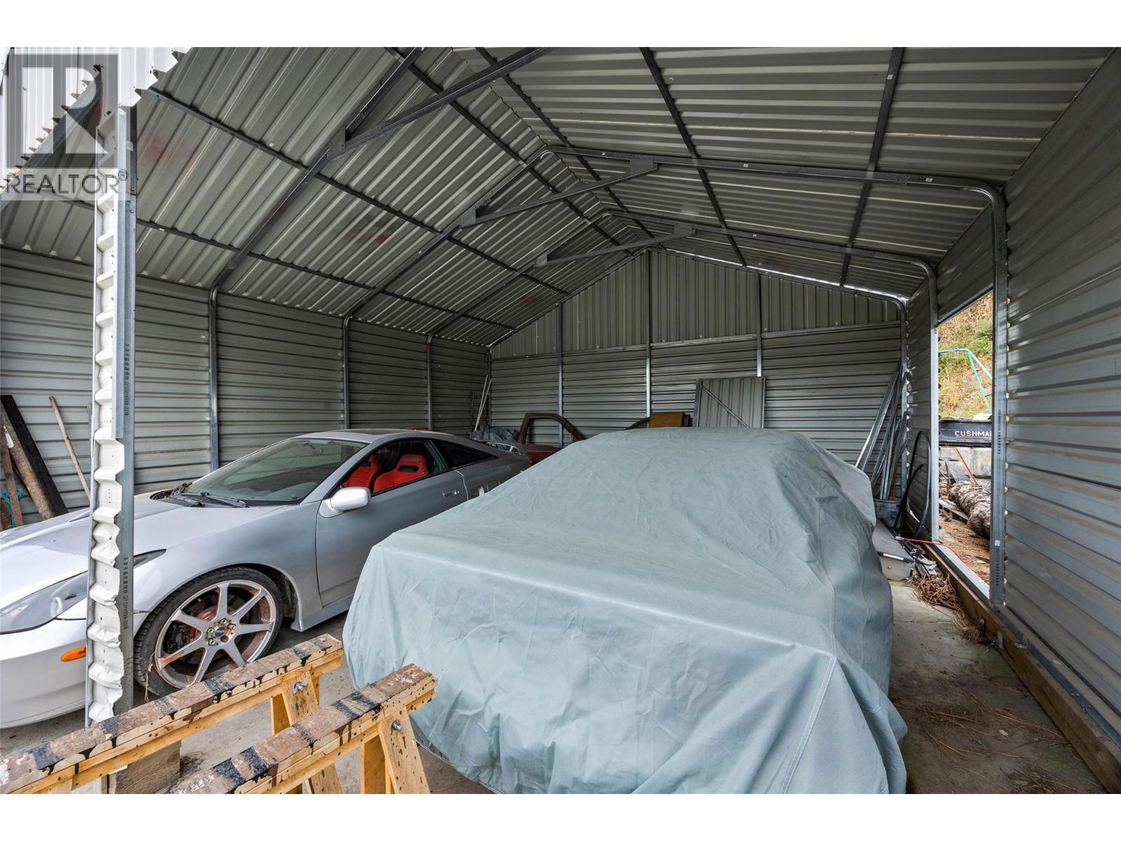 850 INSKIP Road - 52