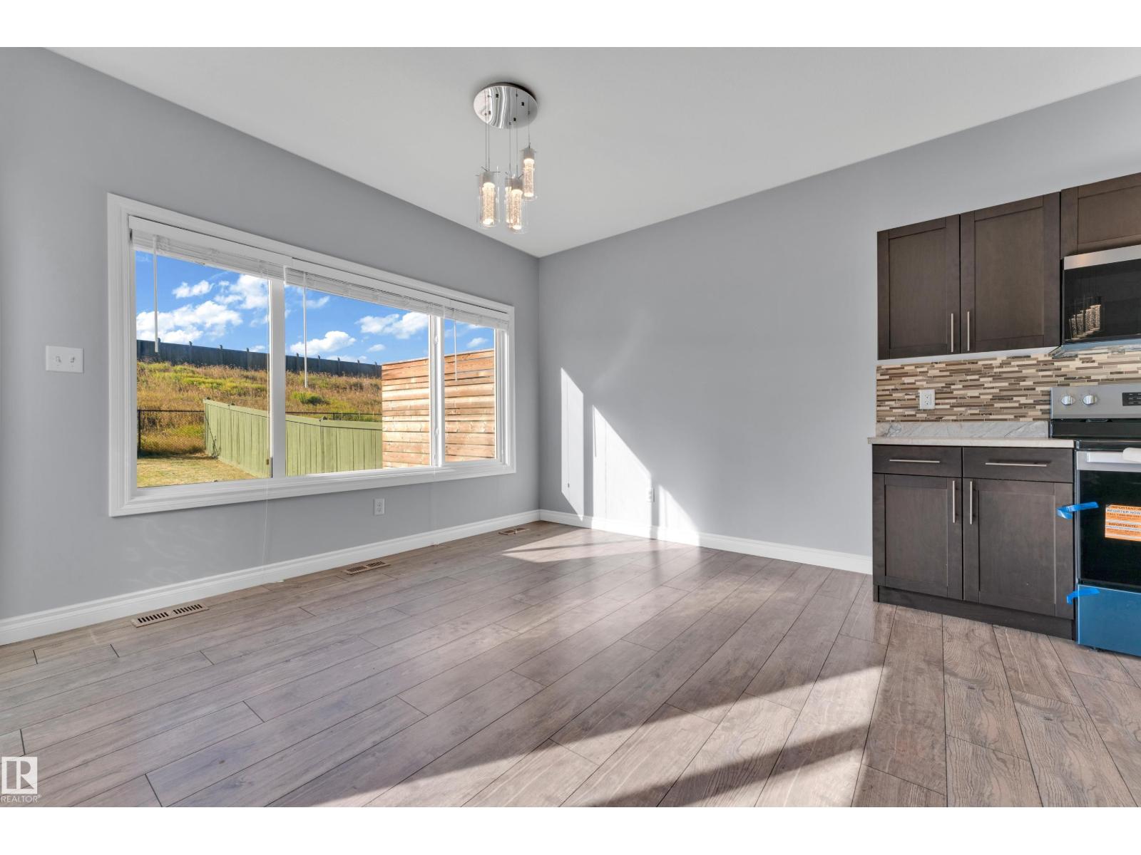 4359 126 AV NW - Image 14