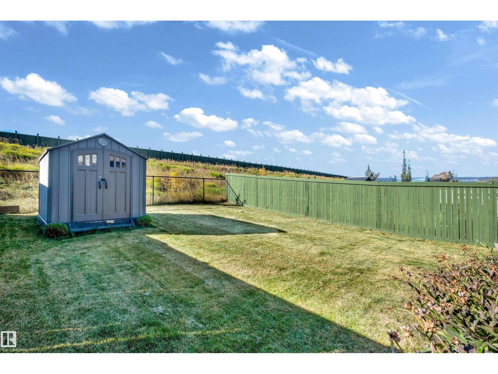 4359 126 AV NW - Image 35