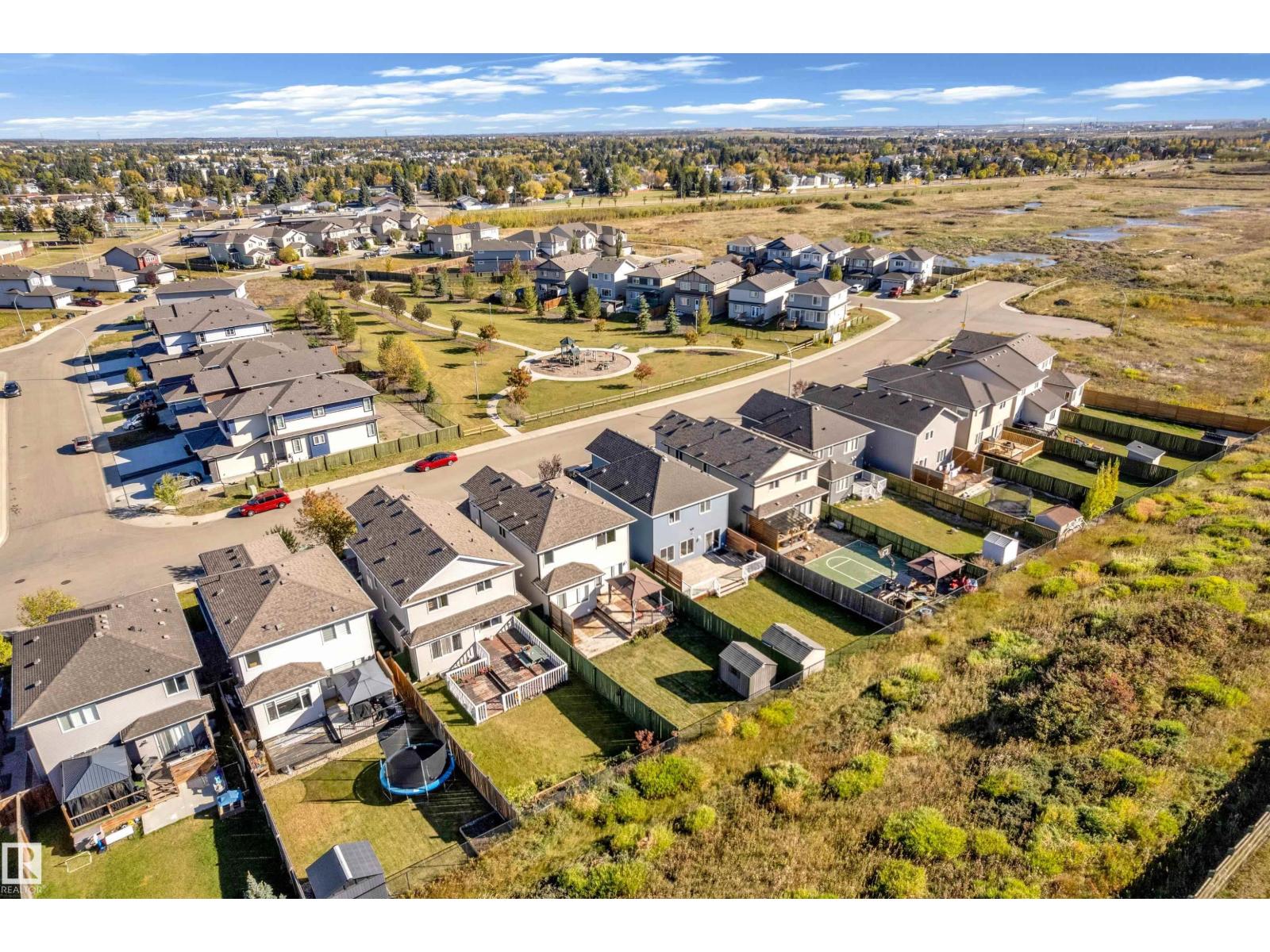 4359 126 AV NW - 39