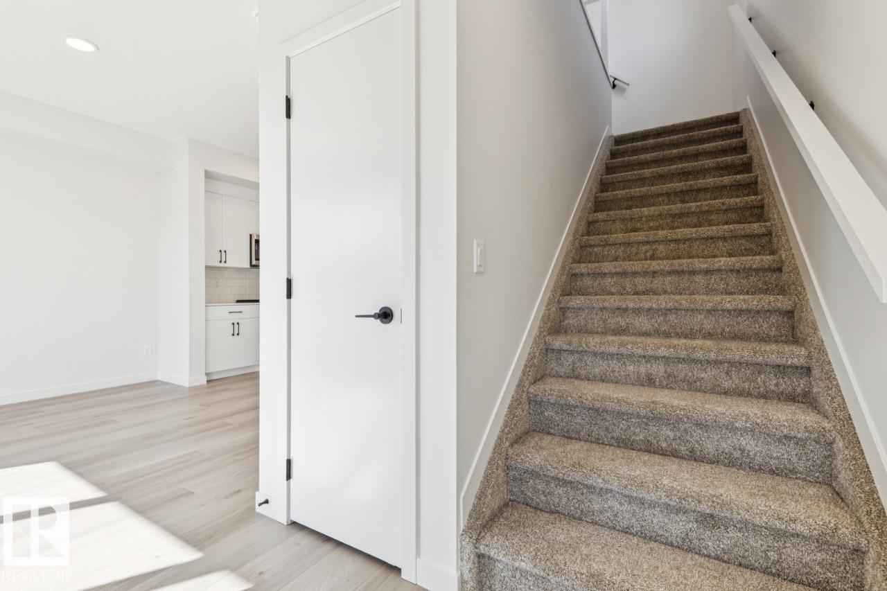 353 Rankin DR - 16