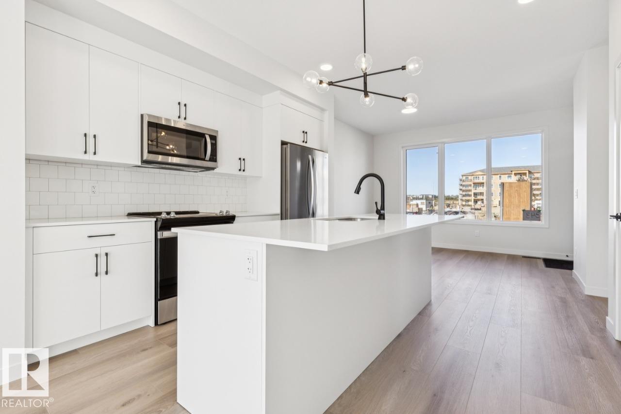 353 Rankin DR - 7
