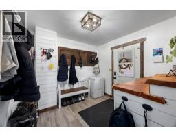 Full bathroom - 850 Inskip Road, Kamloops, BC V2B8N7 Photo 6