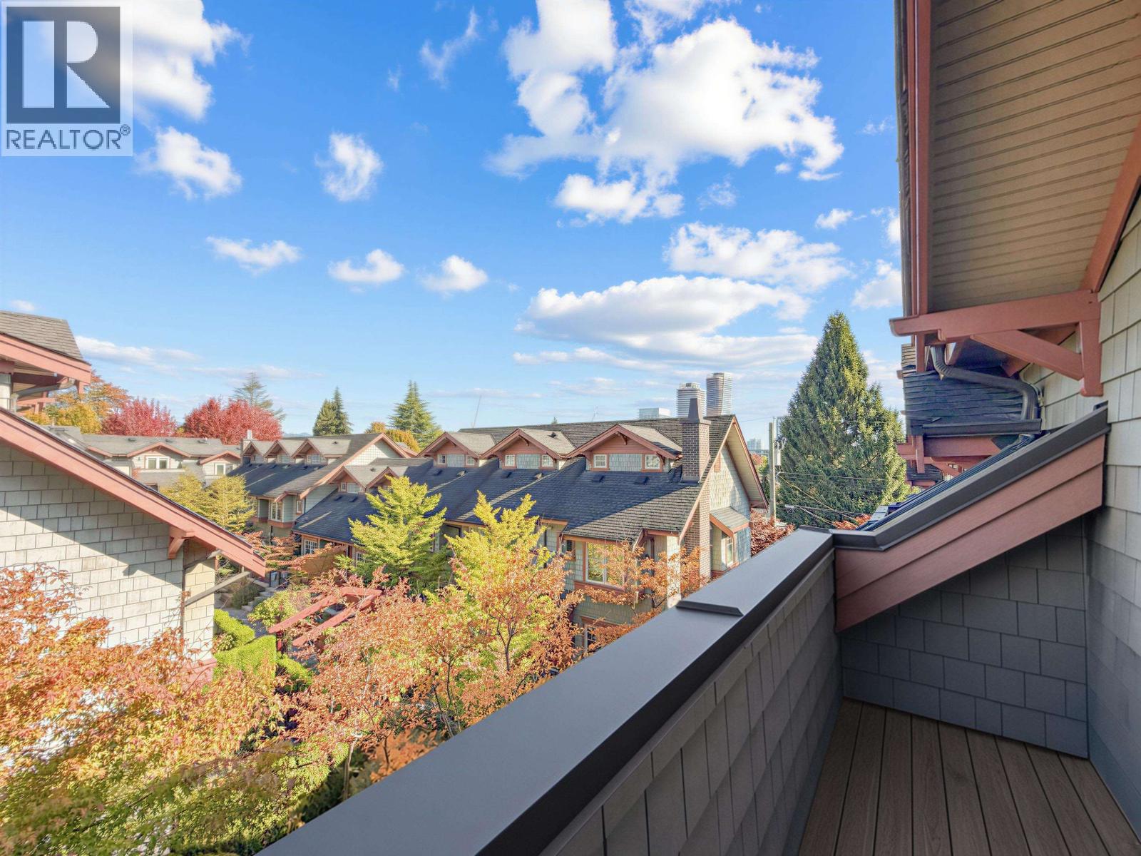 Photo of 5978 OAK STREET 17
