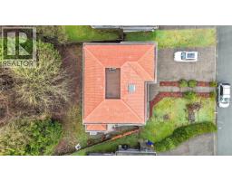 6998 Fielding Court, Burnaby, BC V5A1Y5 Photo 38