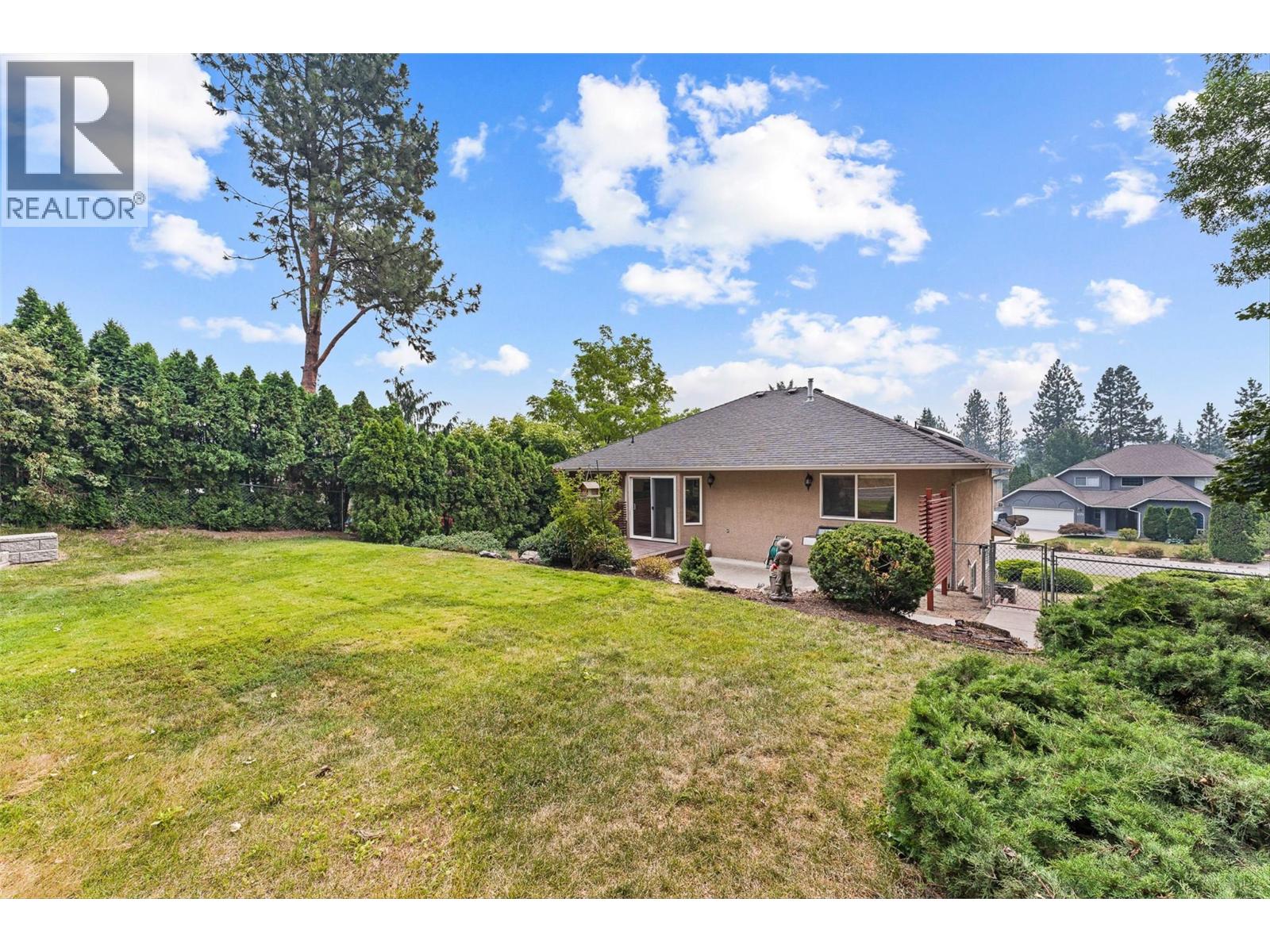 1170 Caledonia Way, West Kelowna - Image 1