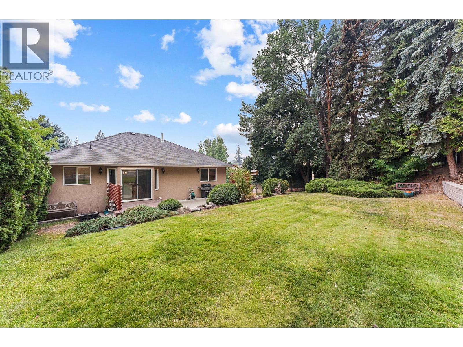 1170 Caledonia Way, West Kelowna - Image 1