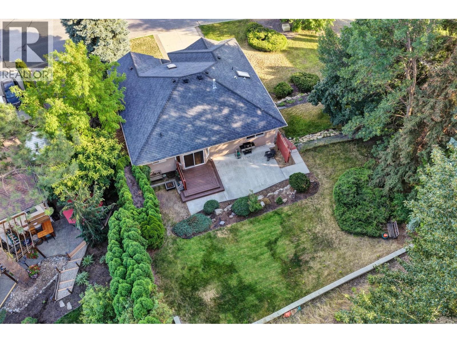 1170 Caledonia Way, West Kelowna - Image 1