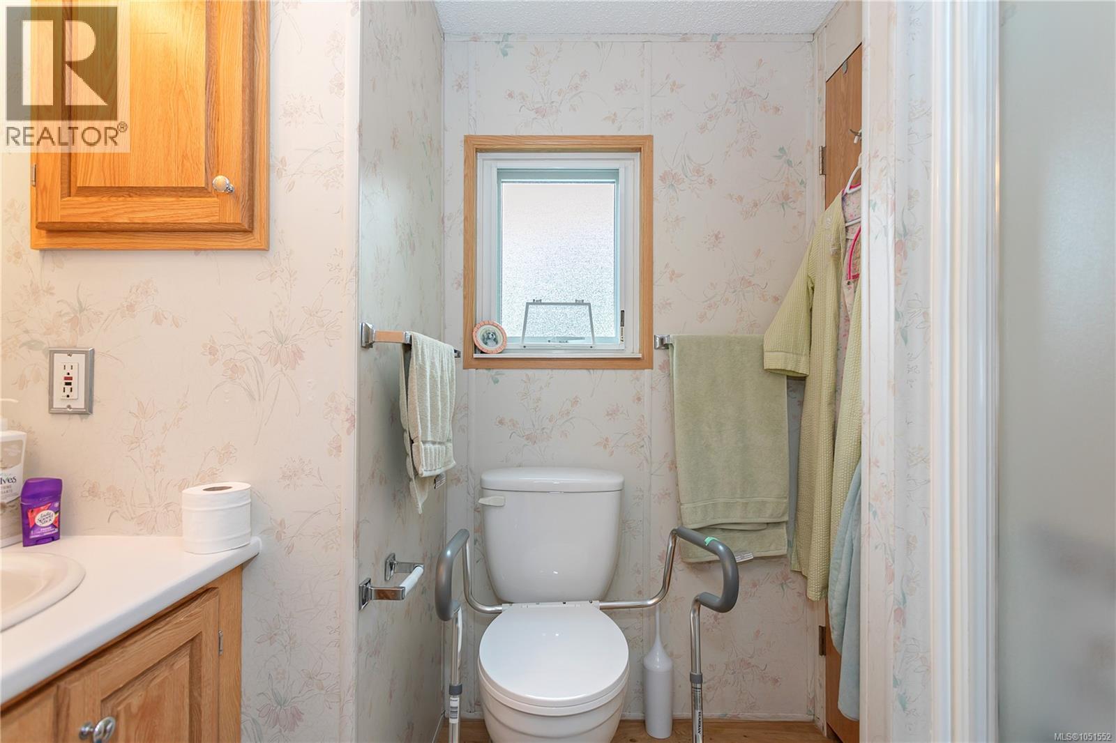#39 1048 Murchie Way - Image 14