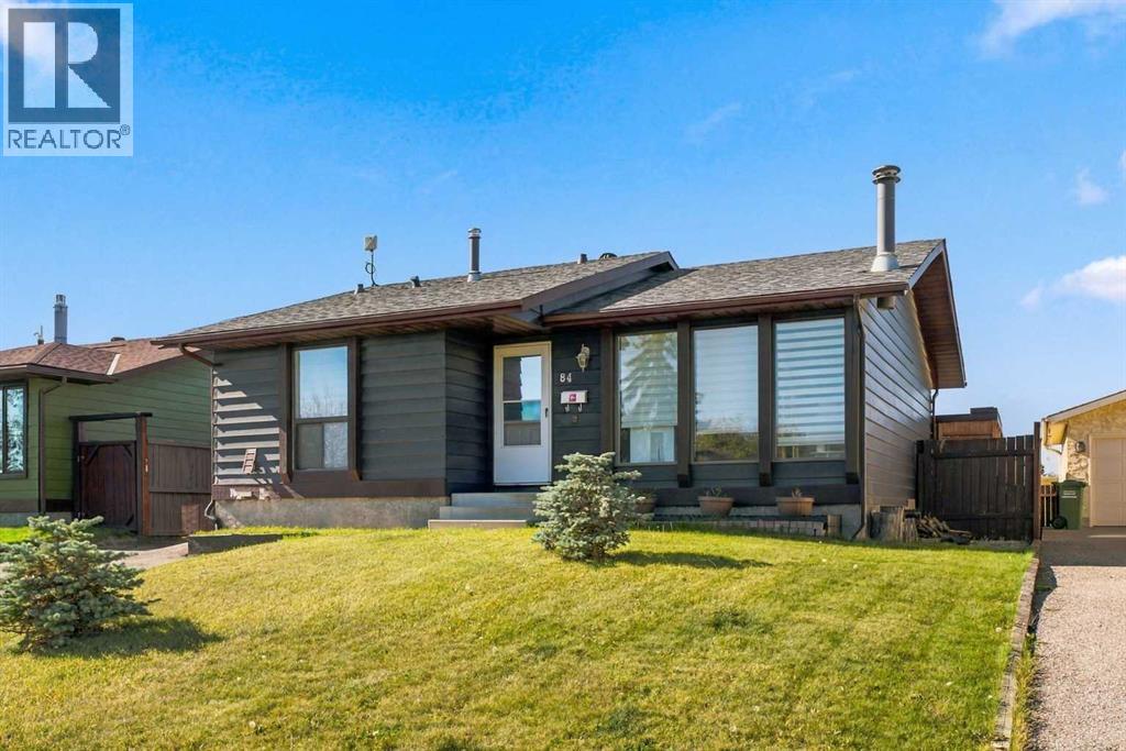 Photo of 84 Glendale Way, Cochrane