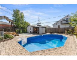 16 Rue Renaud, Gatineau, QC J8T3A3 Photo 15