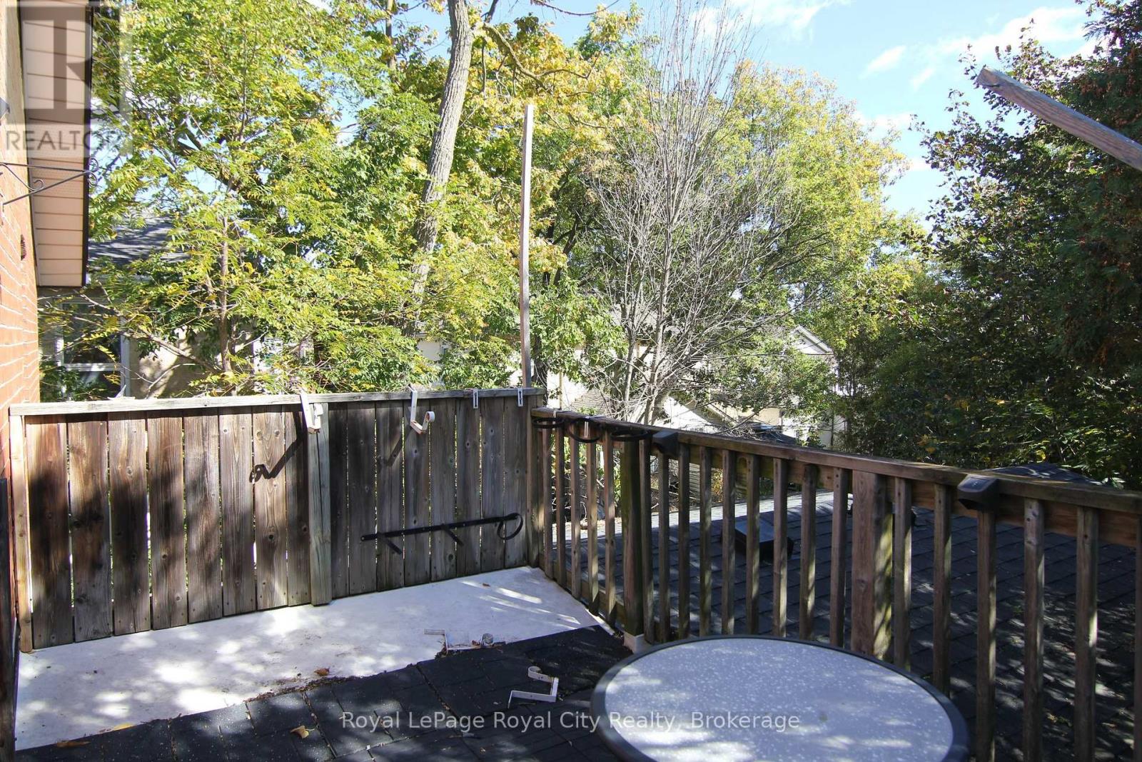 98 Waterloo Avenue — photo 35