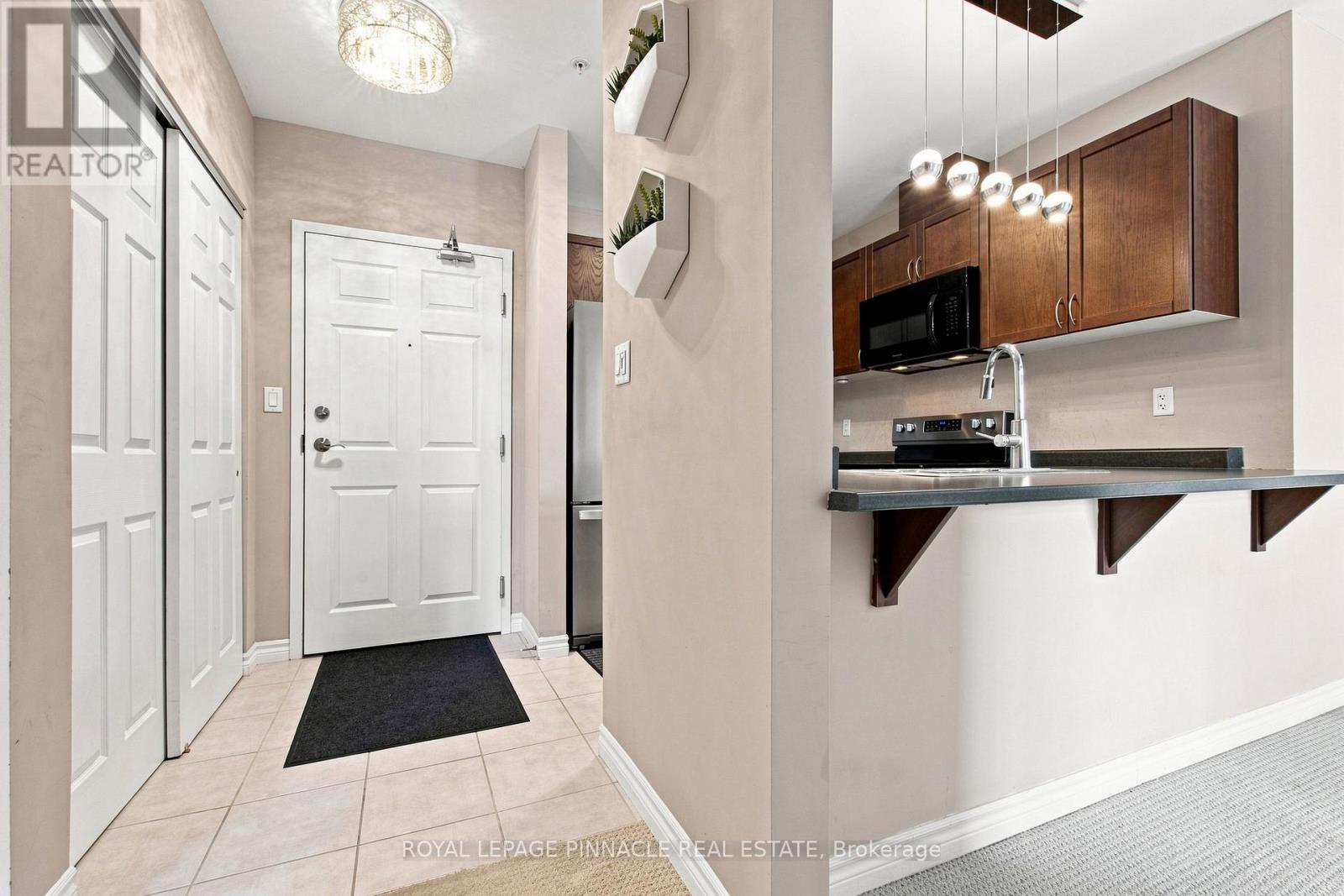 #201 2 COLONIAL DRIVE - 5