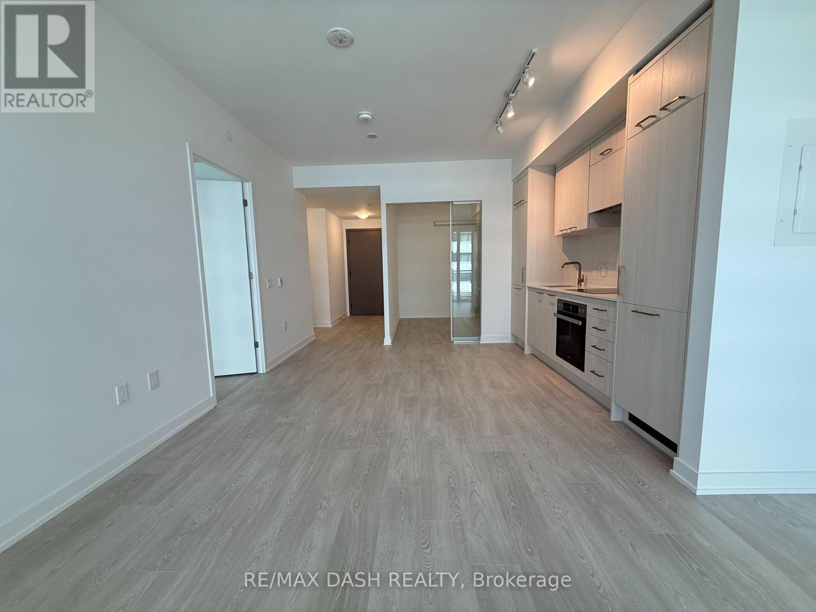 634 Church Street — photo 17
