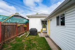 273 Glenwood Crescent, Winnipeg, MB R2L1K3 Photo 19