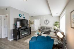 201 70 Philip Lee Drive, Winnipeg, MB R3W0N6 Photo 6