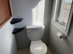37065 Mile 73n Road, Brokenhead Rm, MB R0E0C0 Photo 23