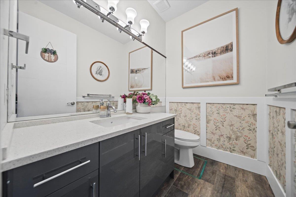 7355 146A STREET, Surrey