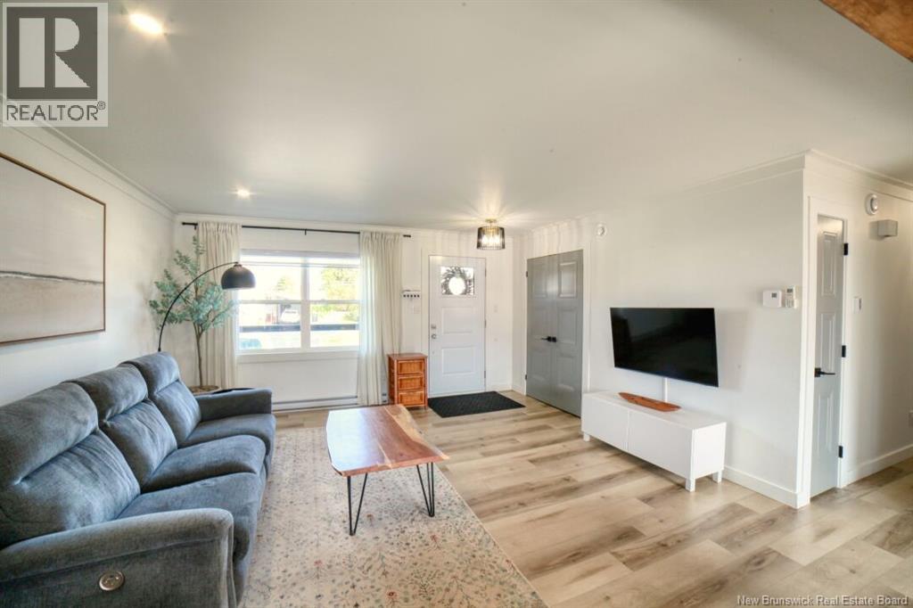 1073 Rockland Drive - 6