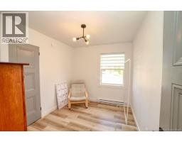 1073 Rockland Drive, Bathurst, NB E2A3T8 Photo 12