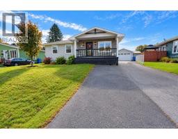 1073 Rockland Drive, photo 2