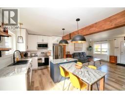 Living room - 1073 Rockland Drive, Bathurst, NB E2A3T8 Photo 9