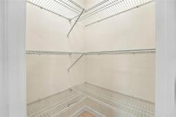 1054 Brussels Street, Winnipeg, MB R2J0J1 Photo 12