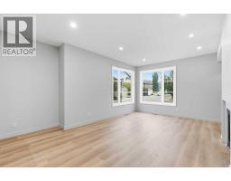 189 Chapalina Square SE - photo 4