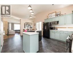 195 Cowichan Court W, Lethbridge, AB T1K7T7 Photo 10