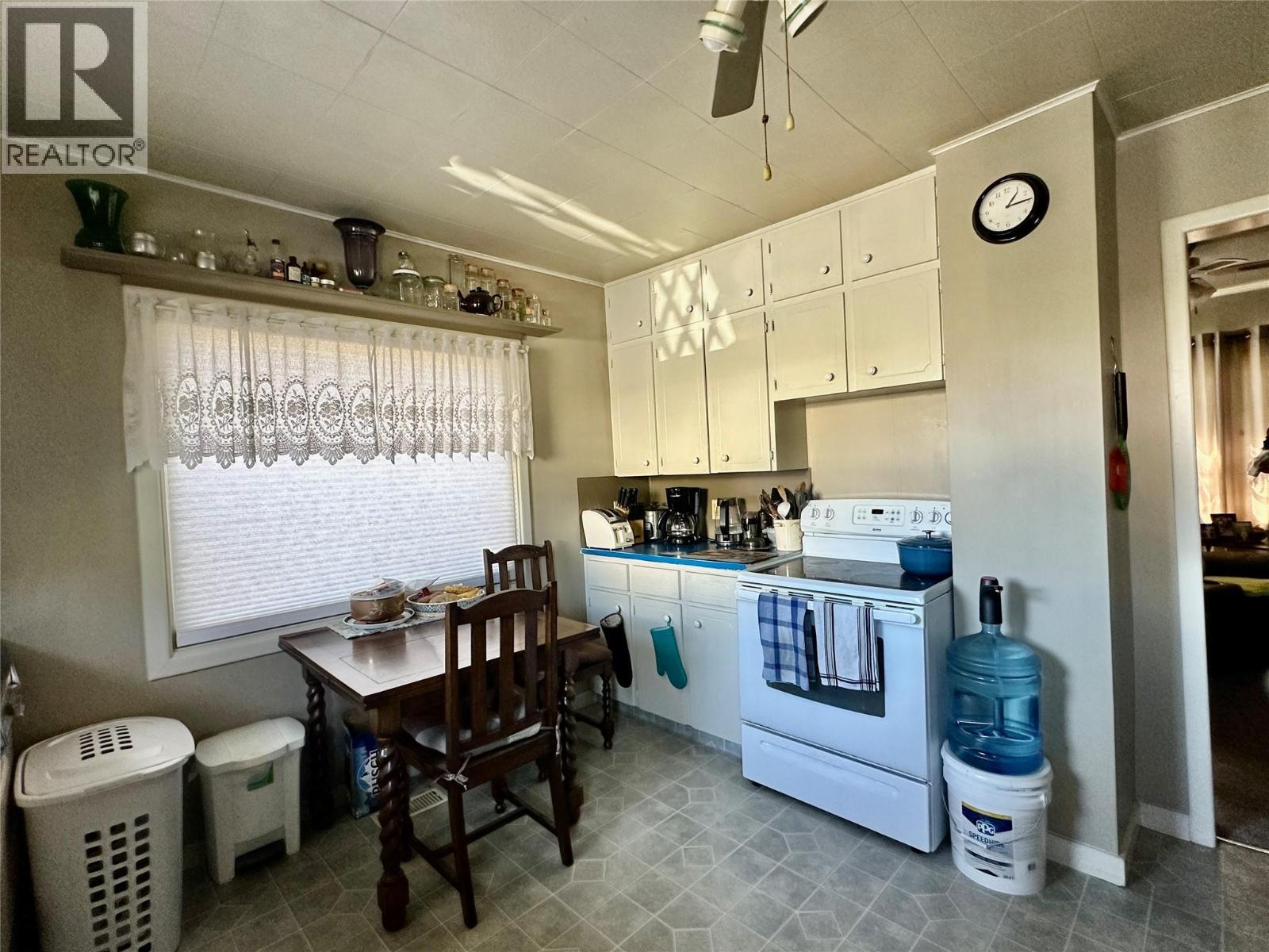 5952 Okanagan Street, Oliver