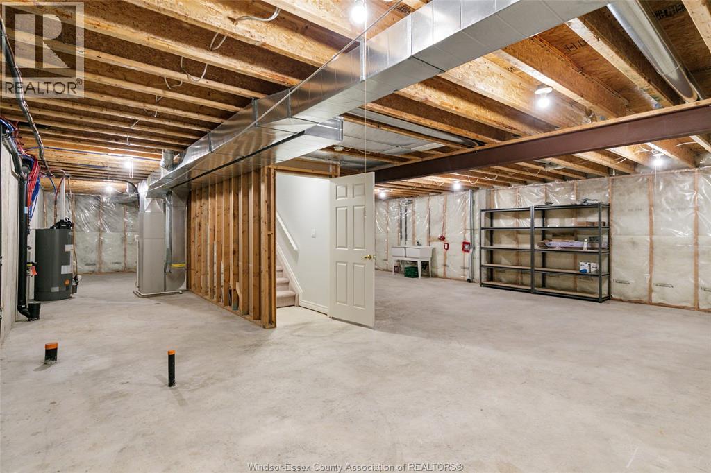 1487 IMPERIAL CRESCENT - 23