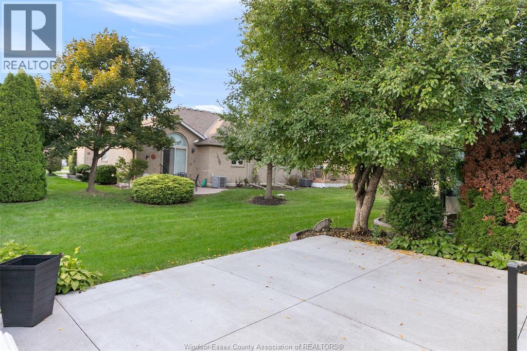 1487 IMPERIAL CRESCENT - 30