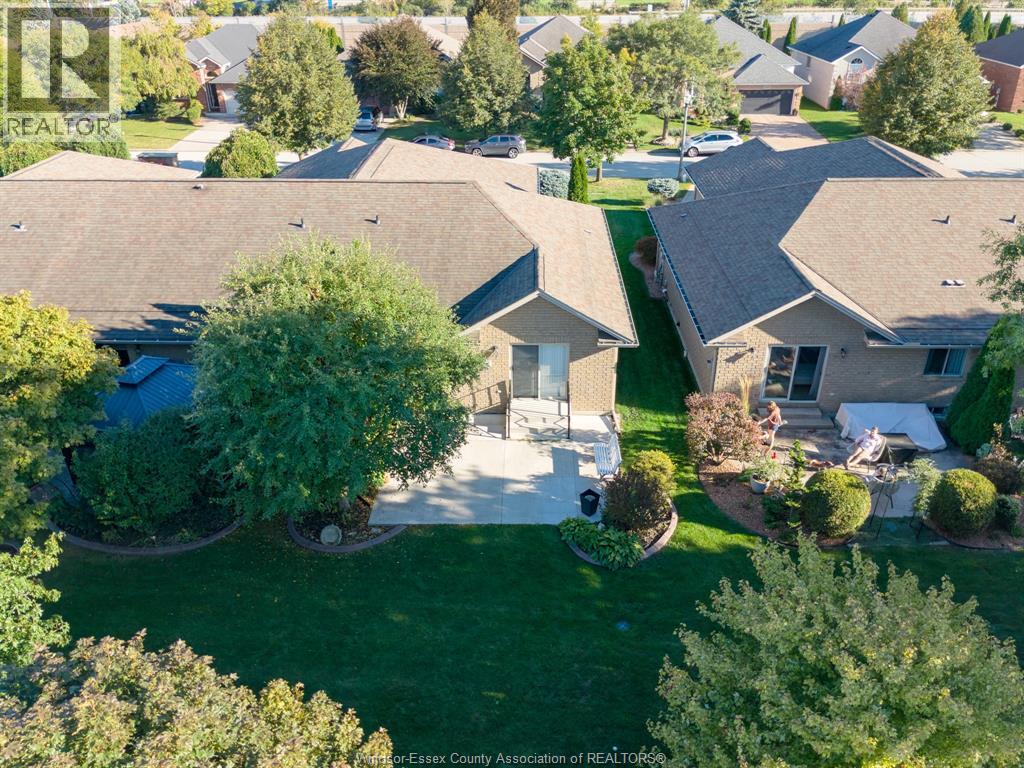 1487 IMPERIAL CRESCENT - 39