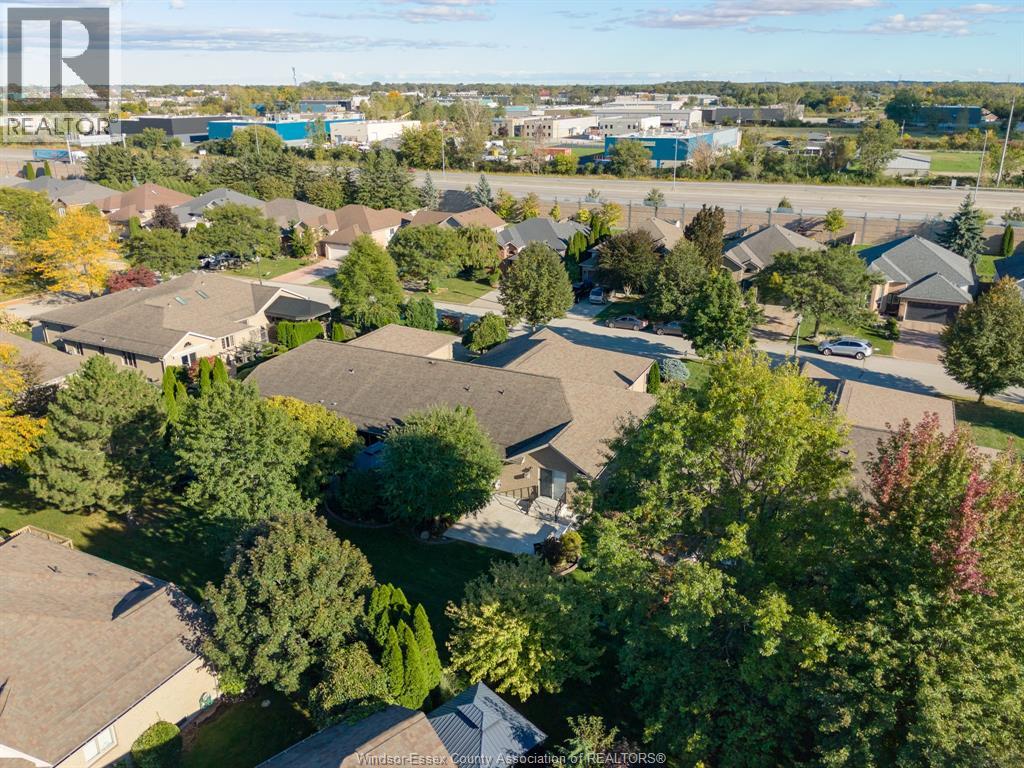 1487 IMPERIAL CRESCENT - 41
