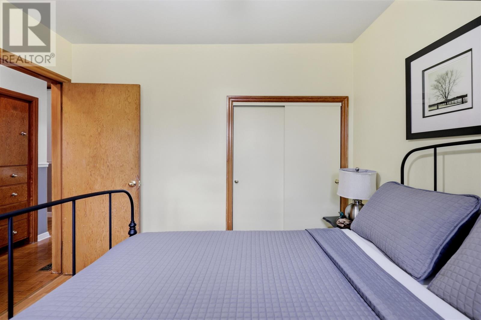 44 McCrea ST - Image 20