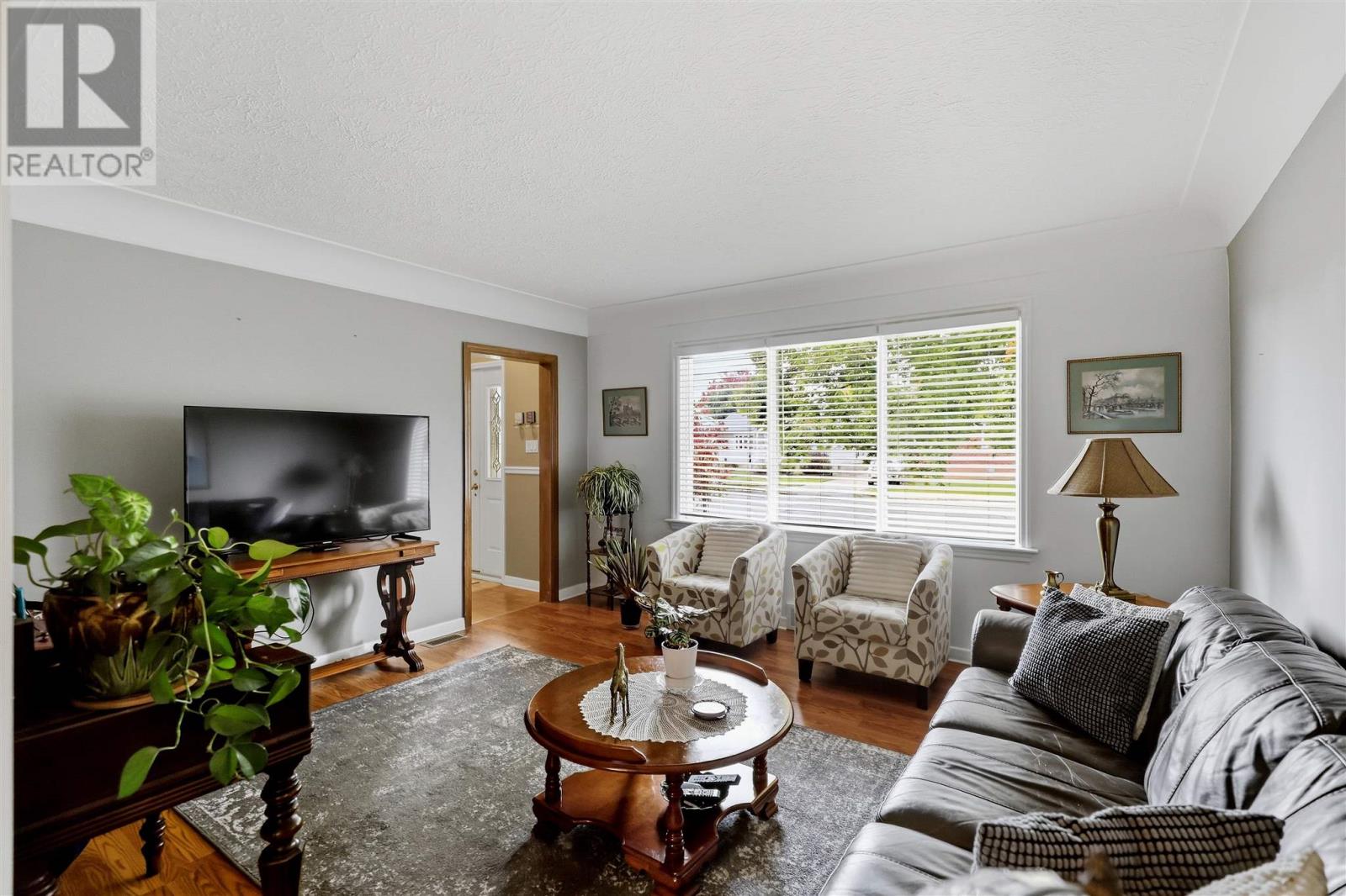 44 McCrea ST - 5