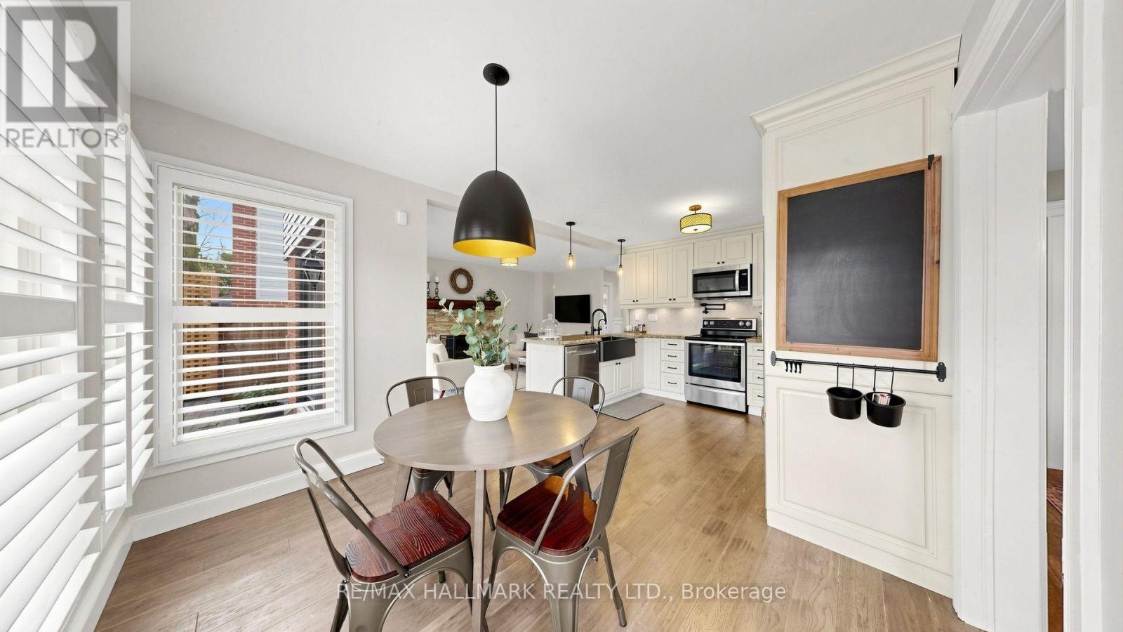 55 BENTONWOOD CRESCENT - 19