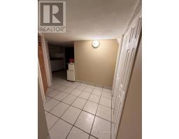 Lower Level B - 7 Waltham Drive, Toronto, ON M9V1S6 Photo 6