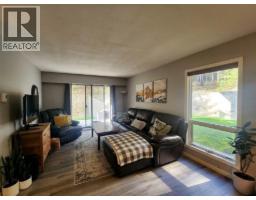 Living room - 93 Deerborne Drive Unit# 102, Elkford, BC V0B1H0 Photo 6