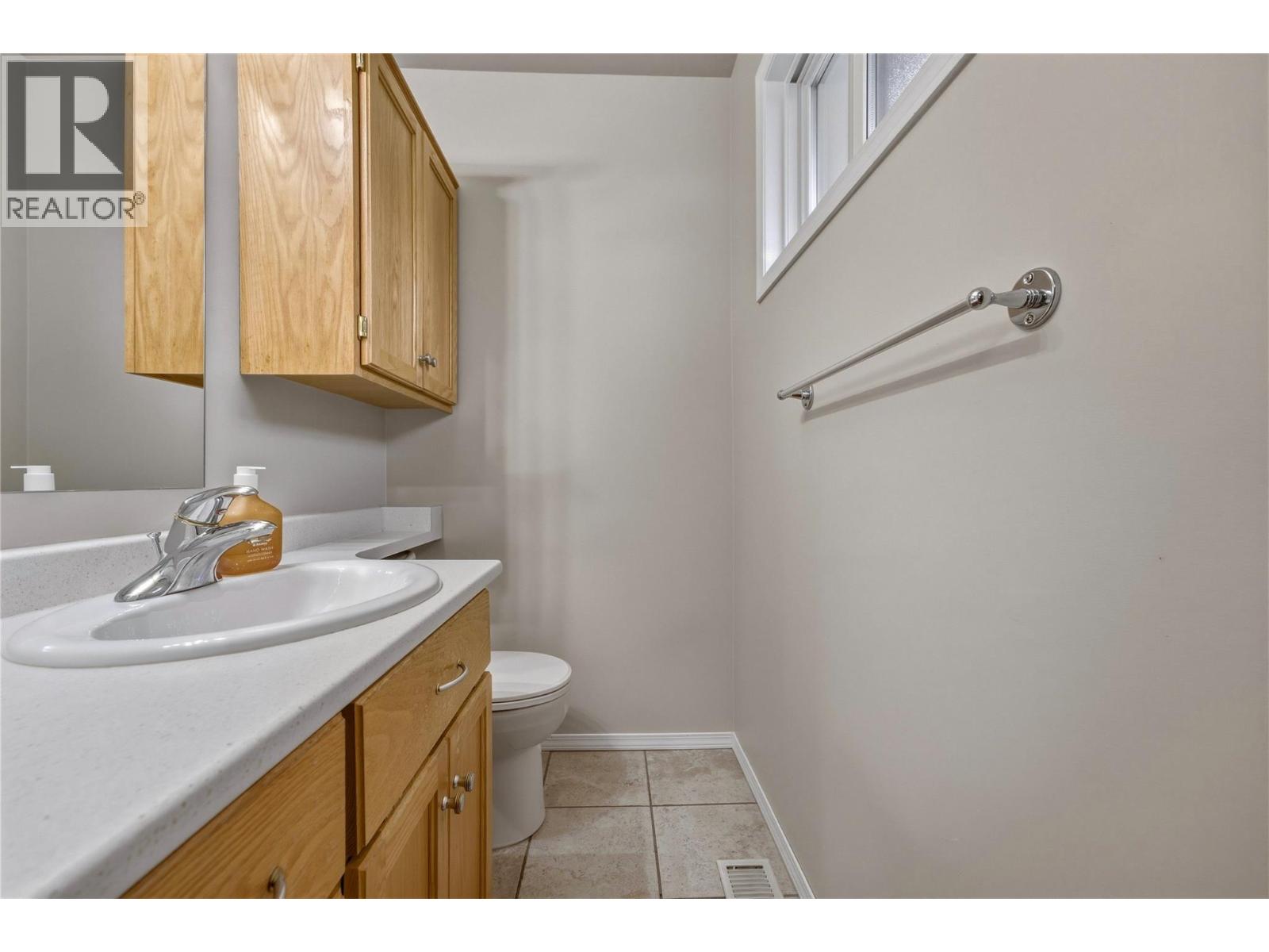 1206 39B Avenue, Vernon